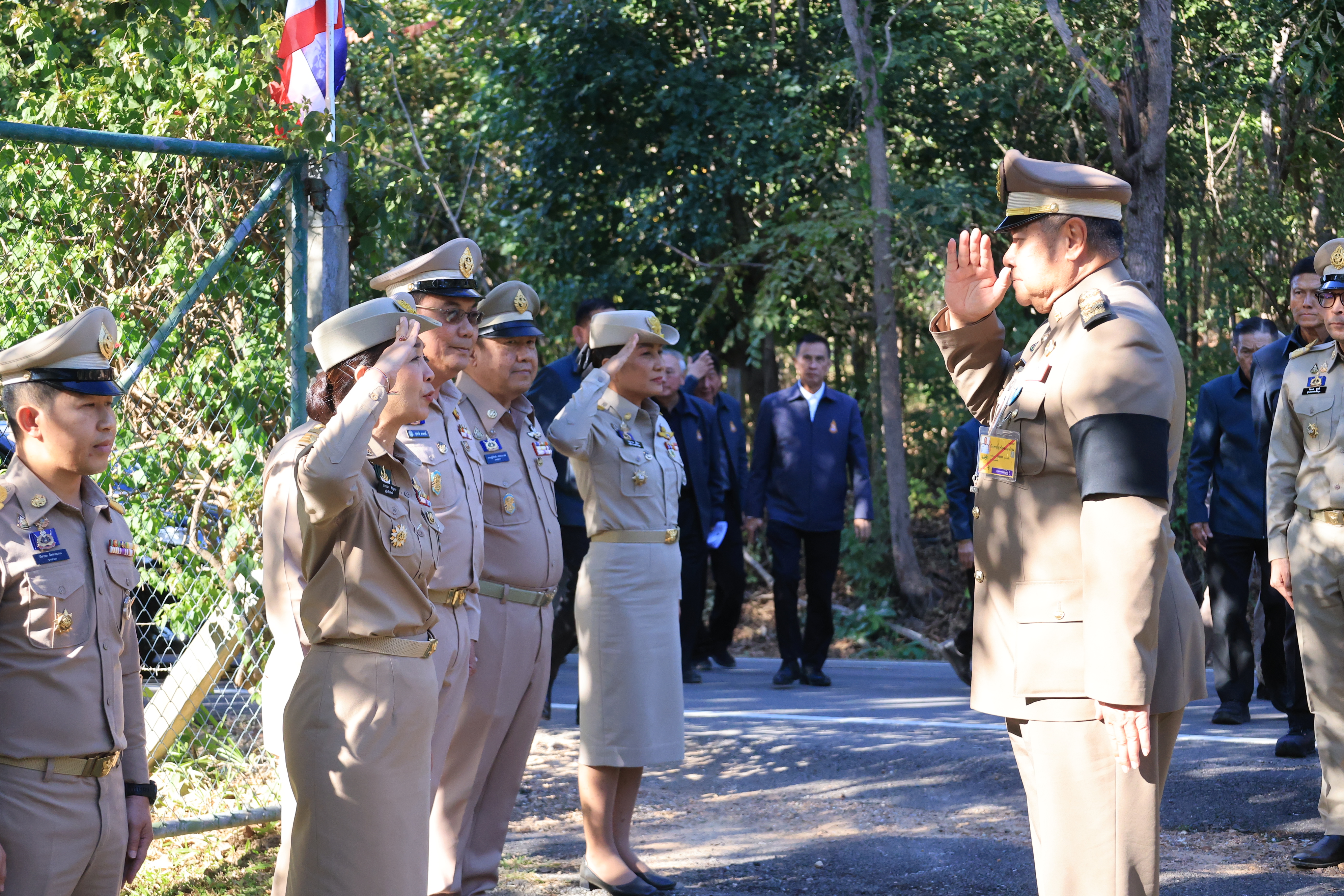title - องคมนตรี ลงพื้นที่ติดตามและขับเคลื่อนโครงการพัฒนาพื้นที่ลุ่มน้ำแม่อาวอันเนื่องจากพระราชดำริ ตำบลนครเจดีย์ อำเภอป่าซาง จังหวัดลำพูน